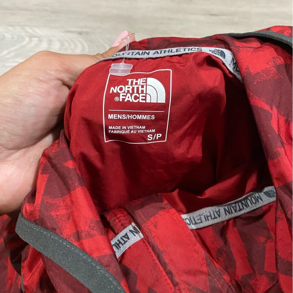 Men's‎ Red The North Face Mountain Athletics Hooded Windbreaker Geometric Jacket